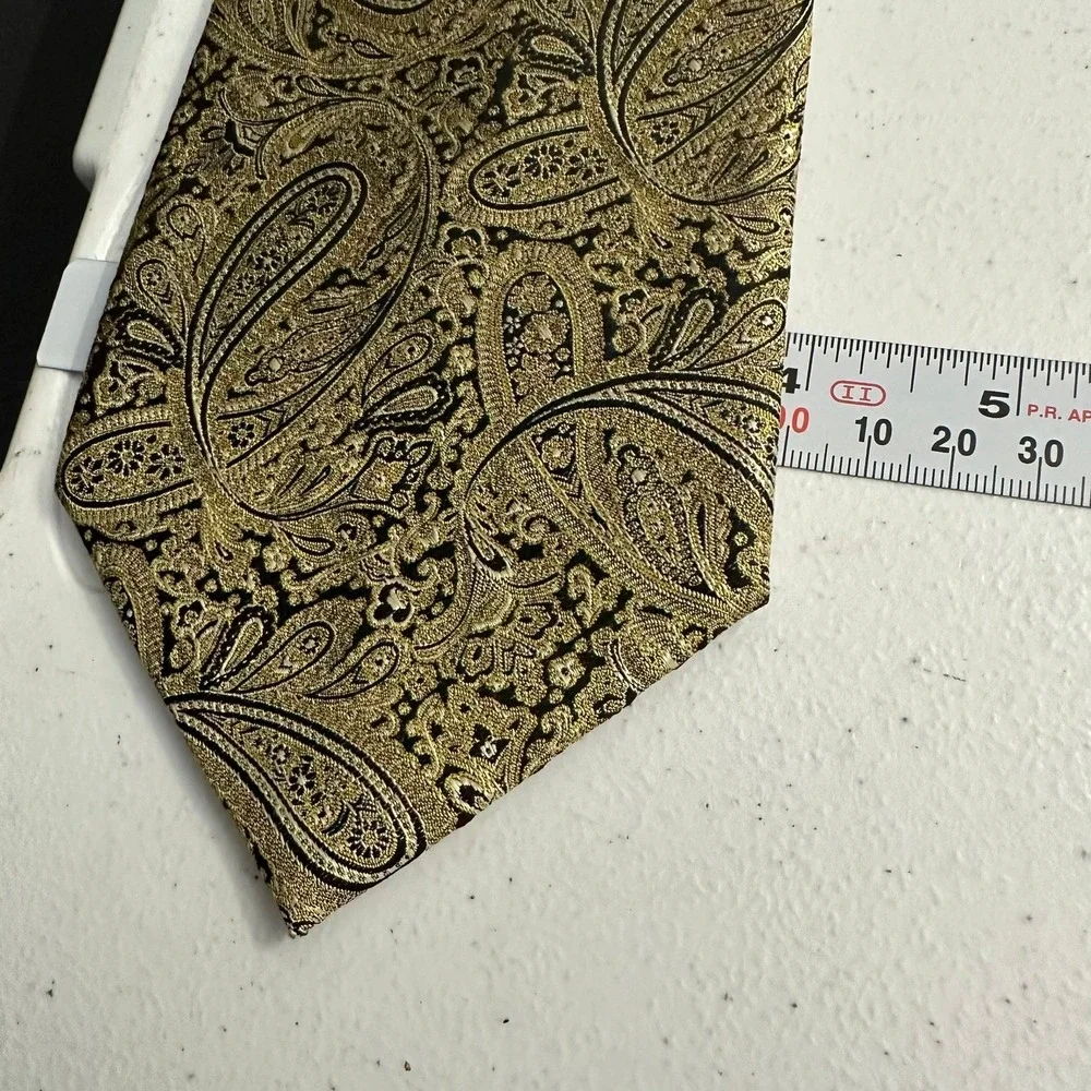 Enro Platinum Mens Silk Tie Gold Black Paisley Necktie Extra Long 65
